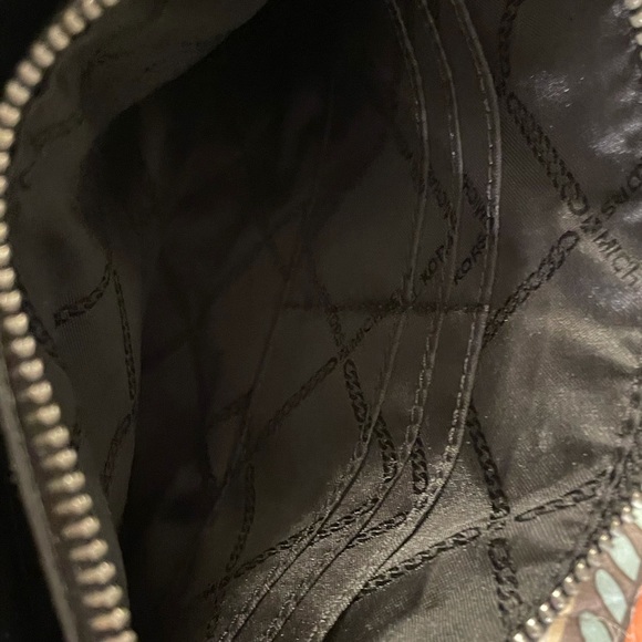 News print crossbody - Picture 8 of 9